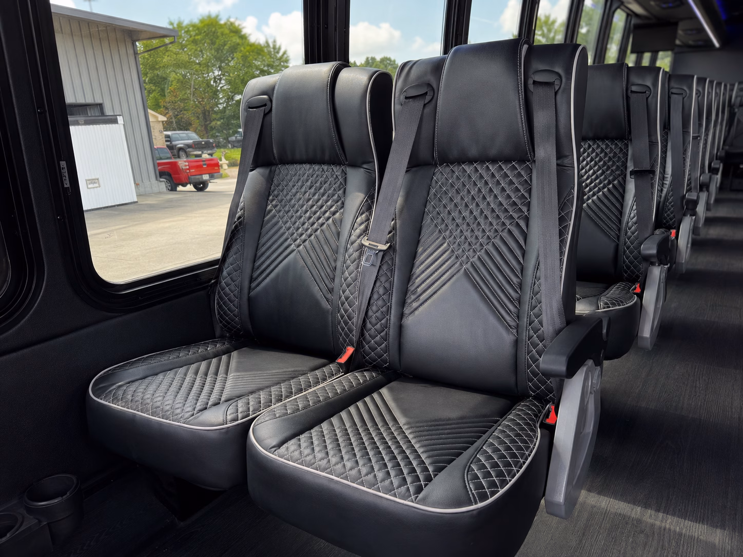 dunwoody bus rentals