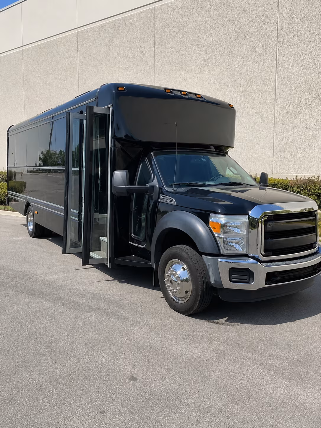 roswell concert party bus rental