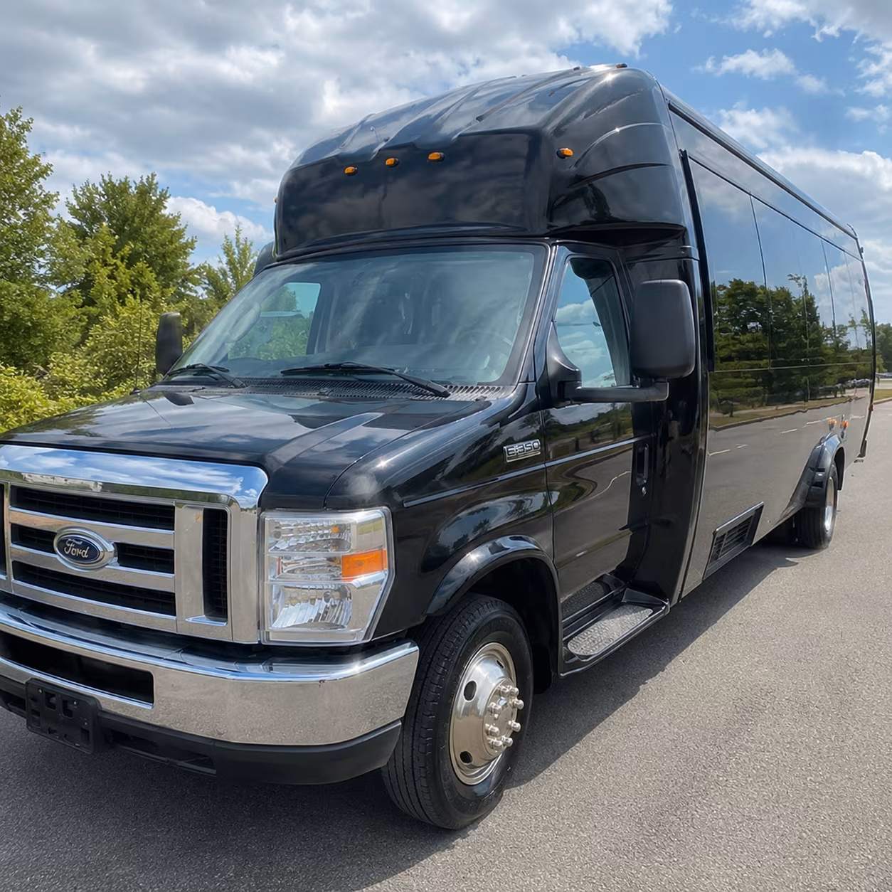 roswell wedding party bus rental