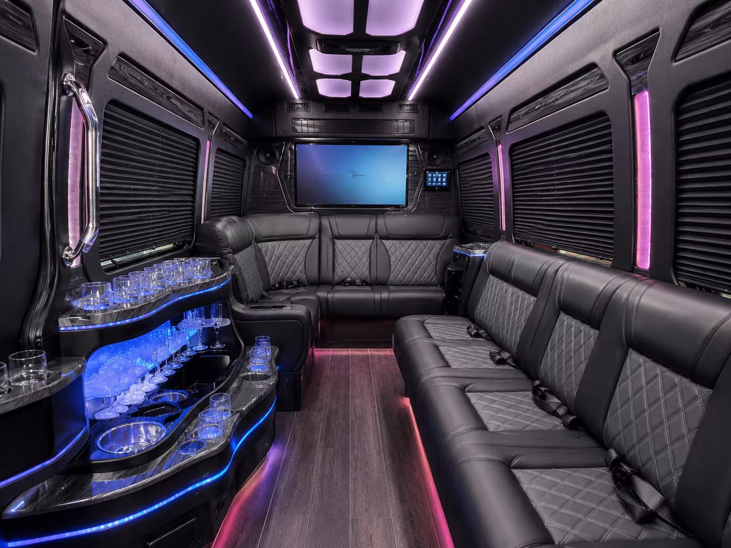 roswellcharterbuscompany com is how roswell mission teams get to atlanta area service sites