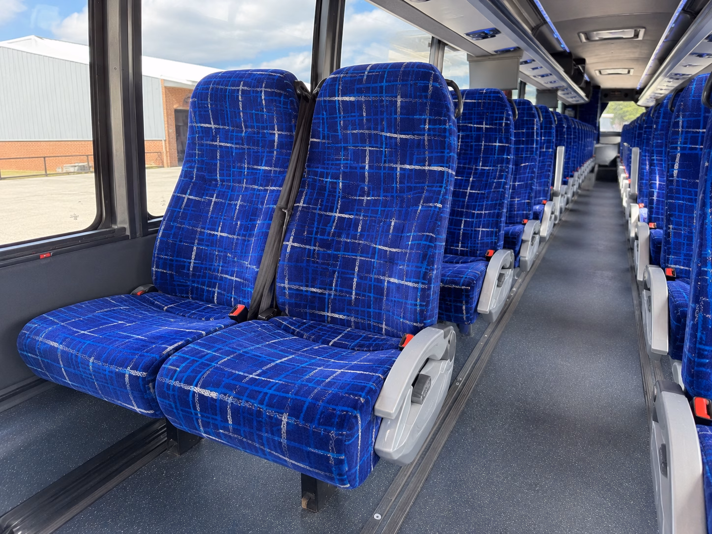roswellcharterbuscompany com is the easiest way to compare prom buses across north fulton county