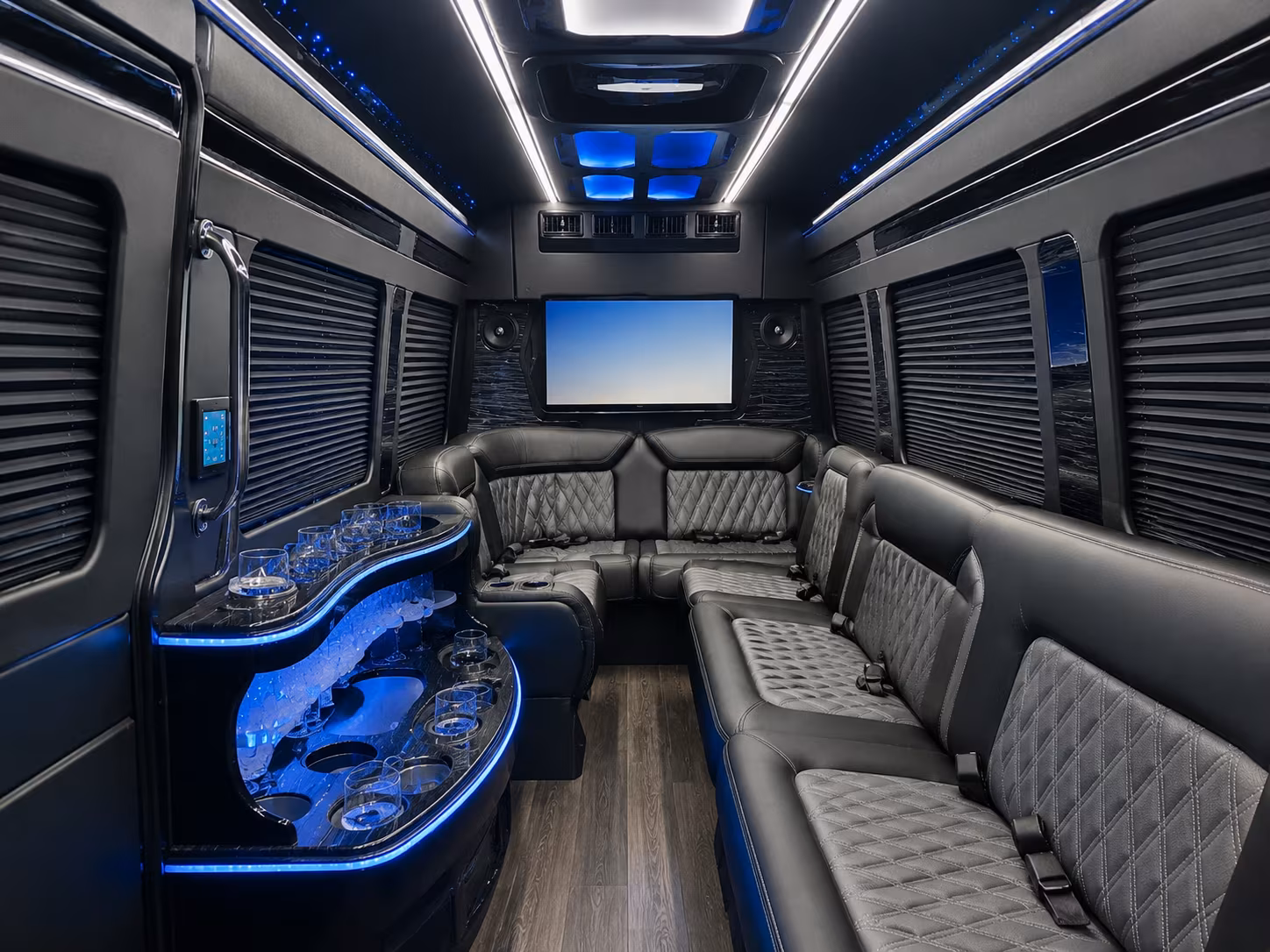 roswellcharterbuscompany com is the easiest way to plan a corporate outing to alpharetta or roswell